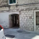 Ivo * Split