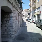 Ivo Apartment *